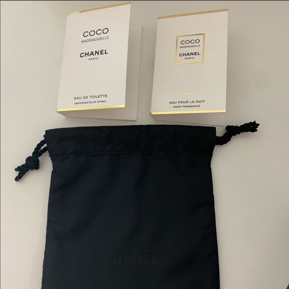 CHANEL Makeup Bag And Lipstick Set NEW - Picture 8 of 8